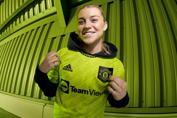 Manchester United Fotbalový Dres 2022-23 B.Fernandes 8 Alternativní